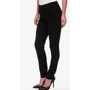 Levi's L86725 Women's Soft Black 311 Shaping Skinny Jeans Size 33 X 30
